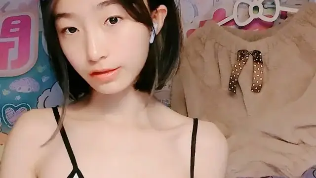 [直播] 純正的學生妹 【我就是芝麻醬】 校園宿舍偷偷脫光 蜜桃臀 太嫩了太嫩了 大雞吧插 6