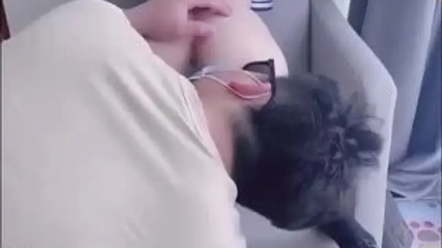 國產新作-不良女孩色誘男教師的獨特教學